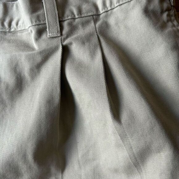 Bay to Bay pleat front slacks size 40 x 30 - Picture 2 of 6
